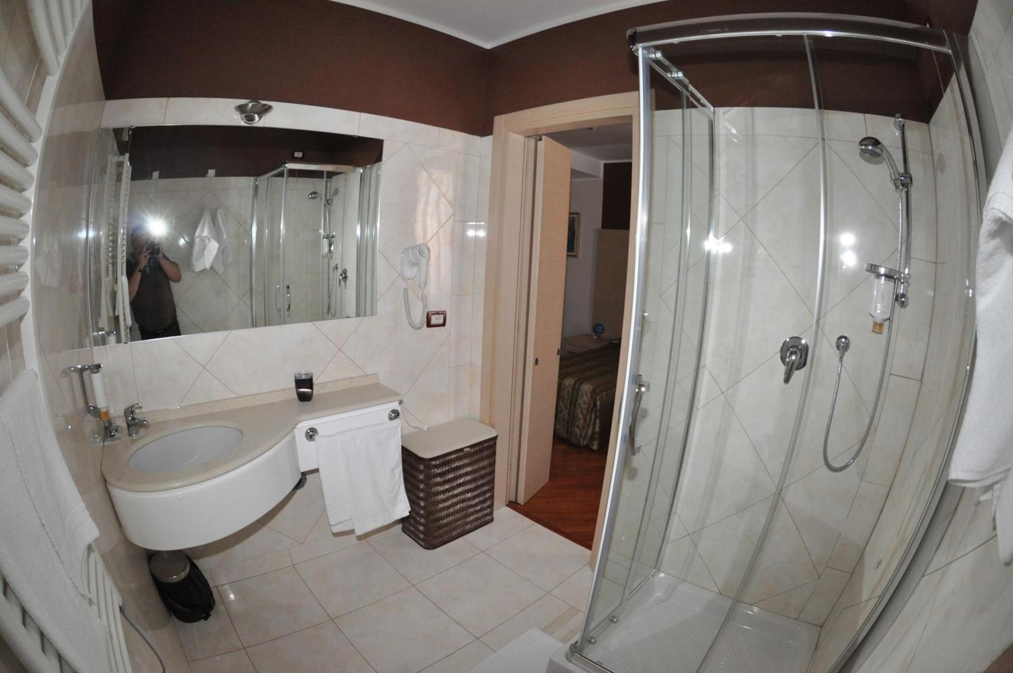 Dulcinea Hotel Muggia Bagian luar foto