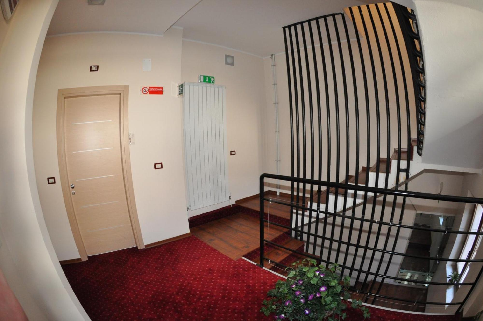 Dulcinea Hotel Muggia Bagian luar foto