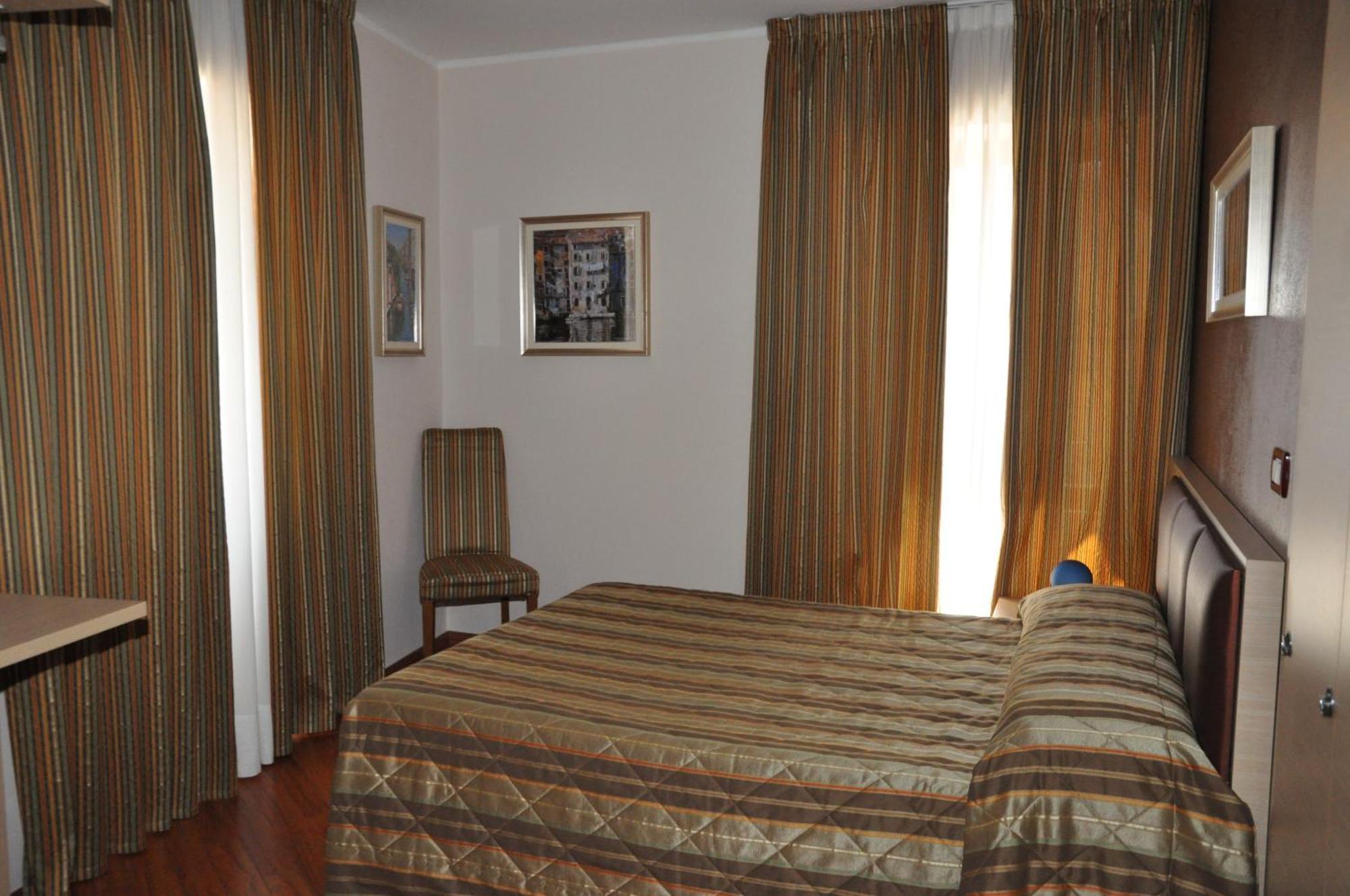 Dulcinea Hotel Muggia Bagian luar foto